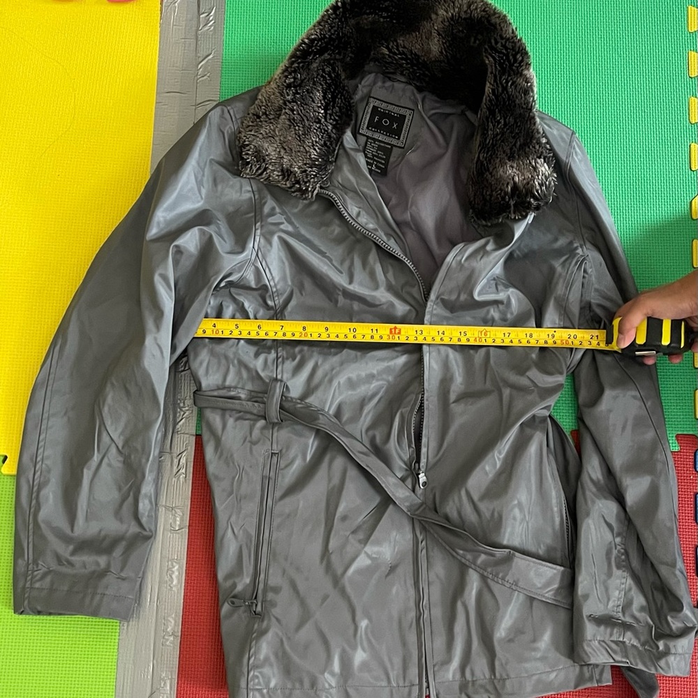 Jacket - Picture 3 of 4